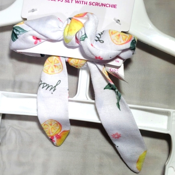 NWT Justice Girls Smocked Tank &Short Pajama Set &Scrunchie, 2-Piece Sz 16/18 - Picture 15 of 16